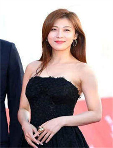 经典三级野外农村妇女